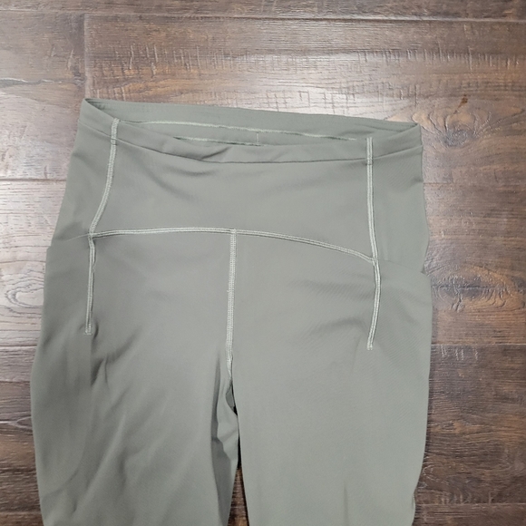 Lululemon Swift Speed High-Rise Tight 28" in Green Size 6 - Picture 5 of 7